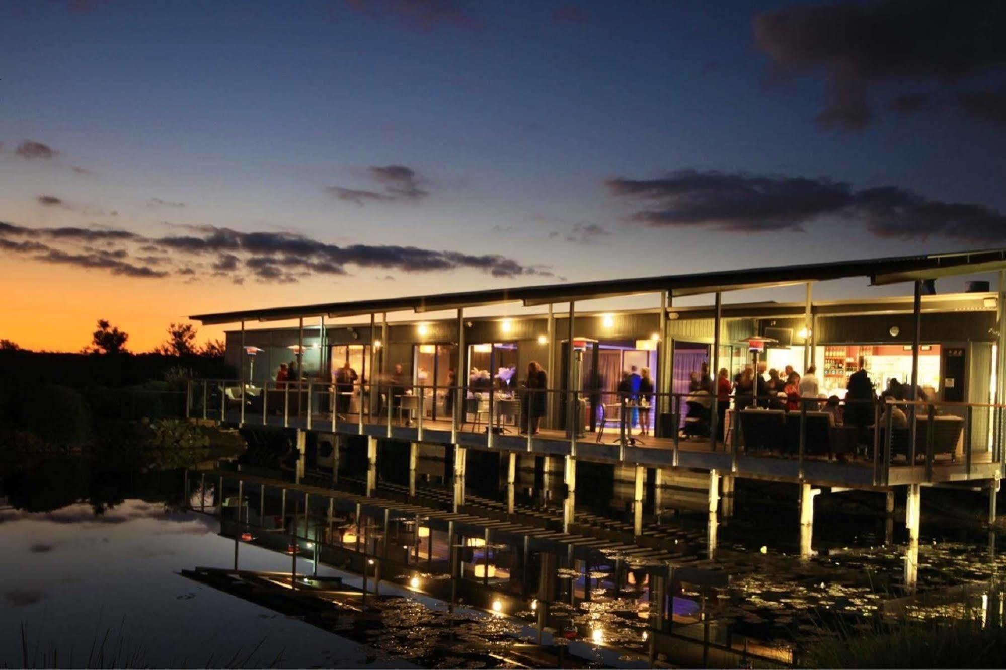 Serenity Diamond Beach Luaran gambar